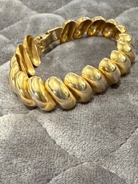 Gold-Tone Chunky Link Bracelet - Women Jewelry